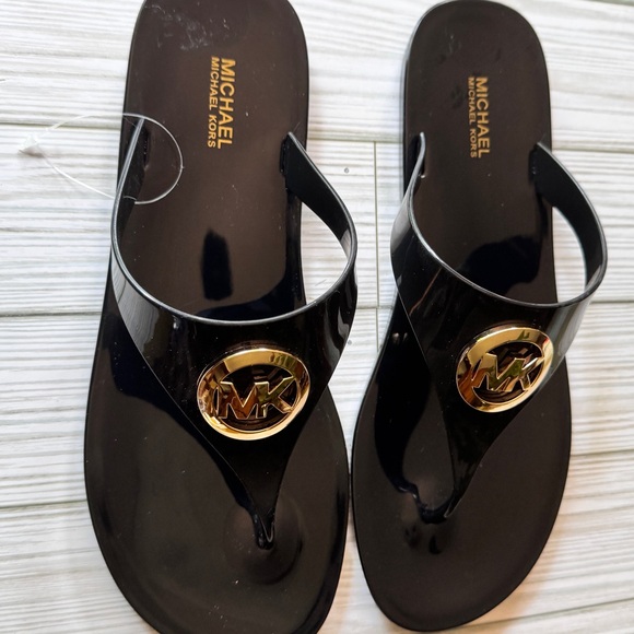 Michael Kors Women's Flat Black Flip Flops with Gold Logo  Sz 9 - Picture 1 of 8